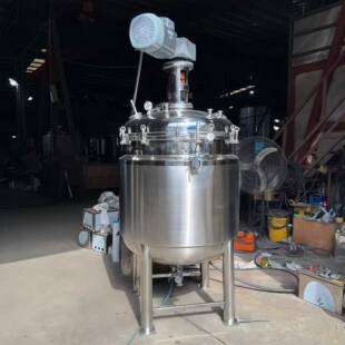 一手货源液体电加热搅拌罐日化混合罐食品搅拌机不锈钢反应釜