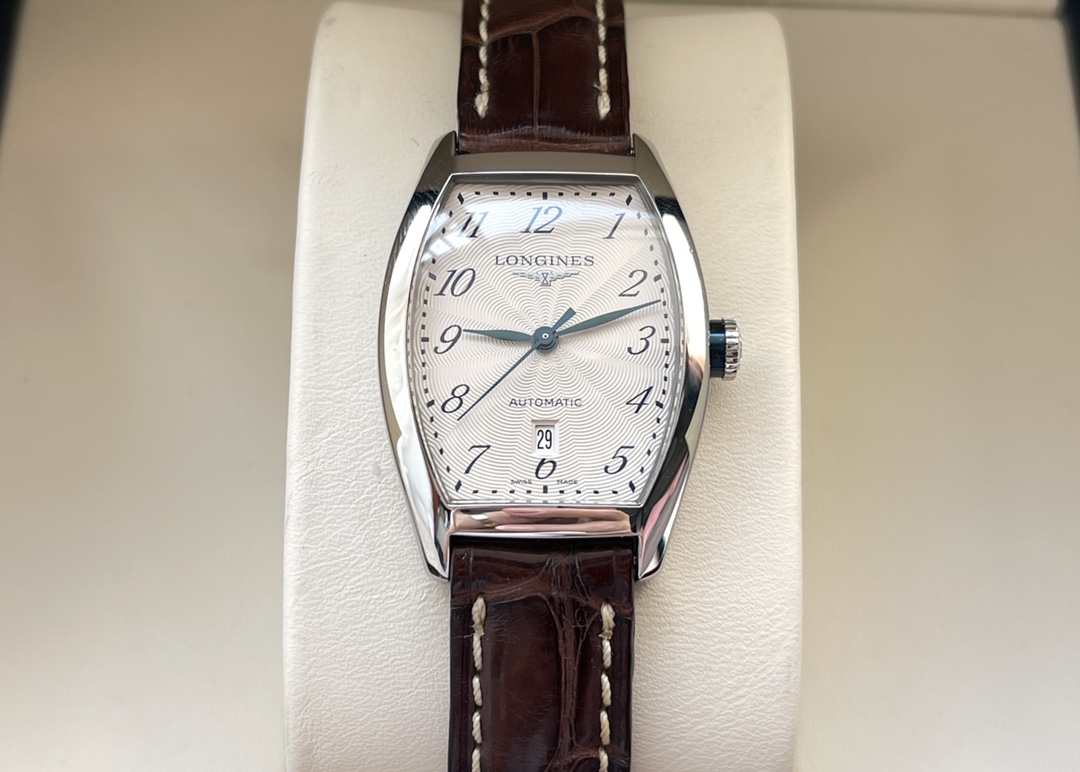 [9.8新]浪琴典藏酒桶型手表女款日历自动机械女表L2.142.4.73.4