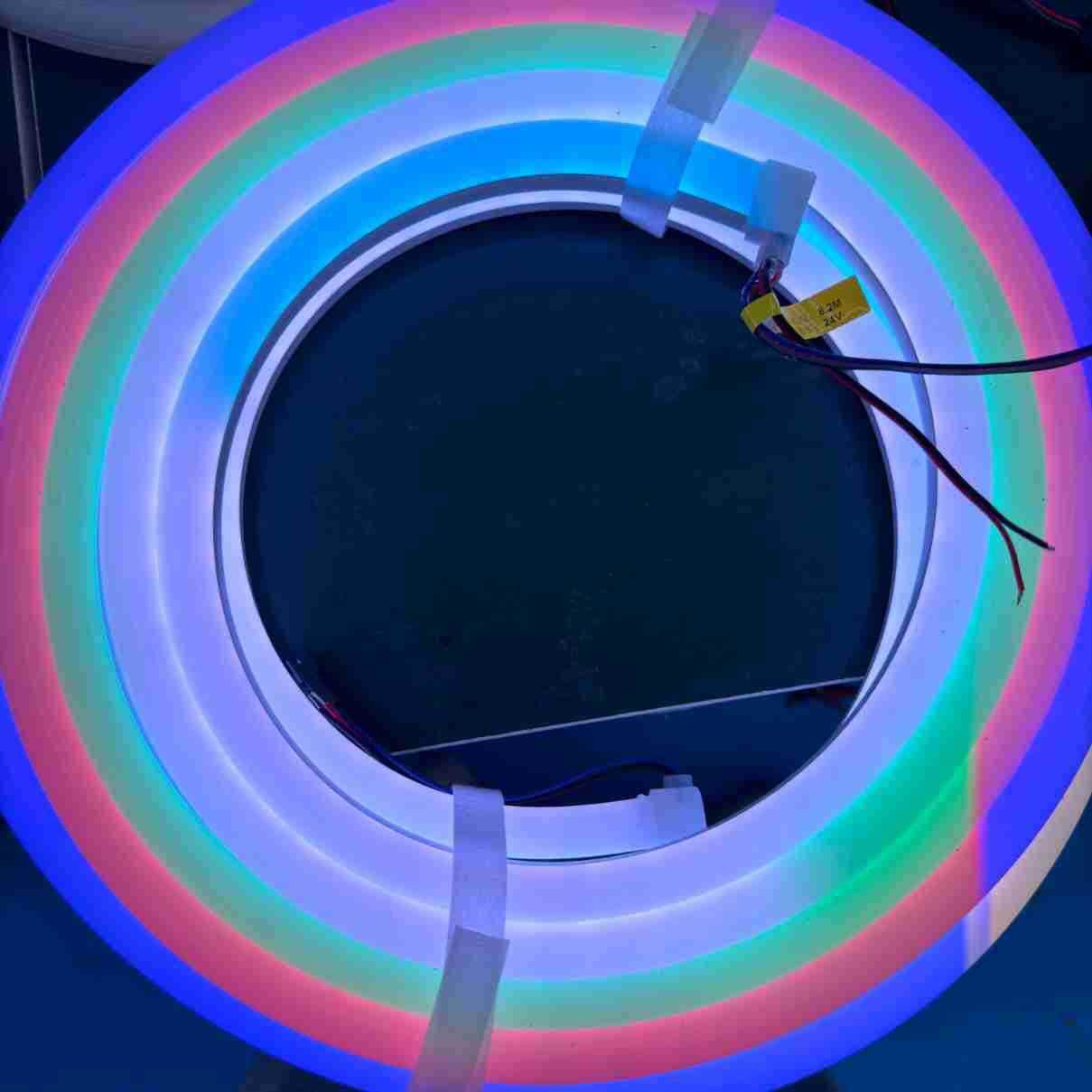 RGB neon LED işıq zolağı, su keçirməyən silikon, açıq hava üçün