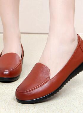 高档新款单鞋2020春鞋款黑色皮女式真鞋中老年妈妈红鞋软底平皮底