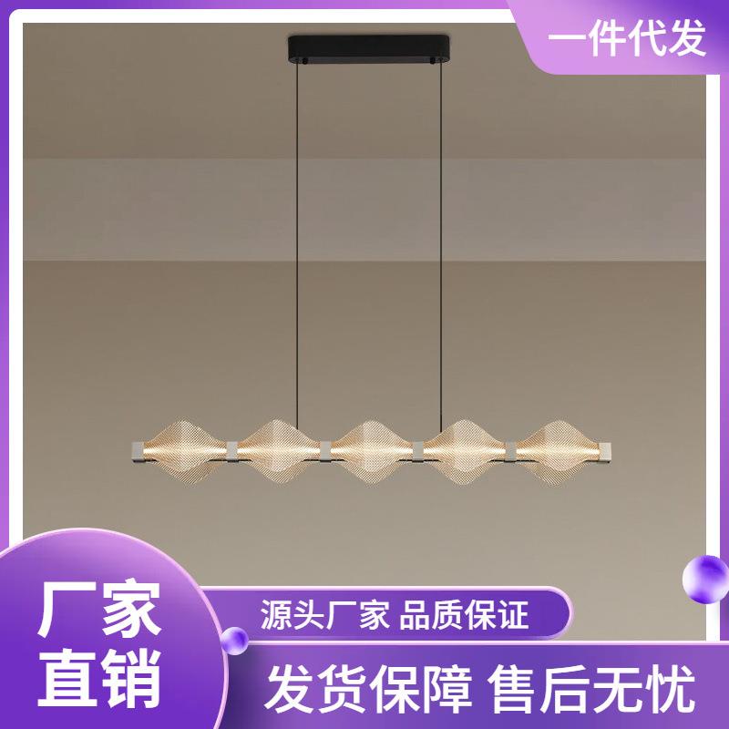 2025新款意式风餐厅吊灯现代简约餐桌吧台灯一字长条灯轻奢感