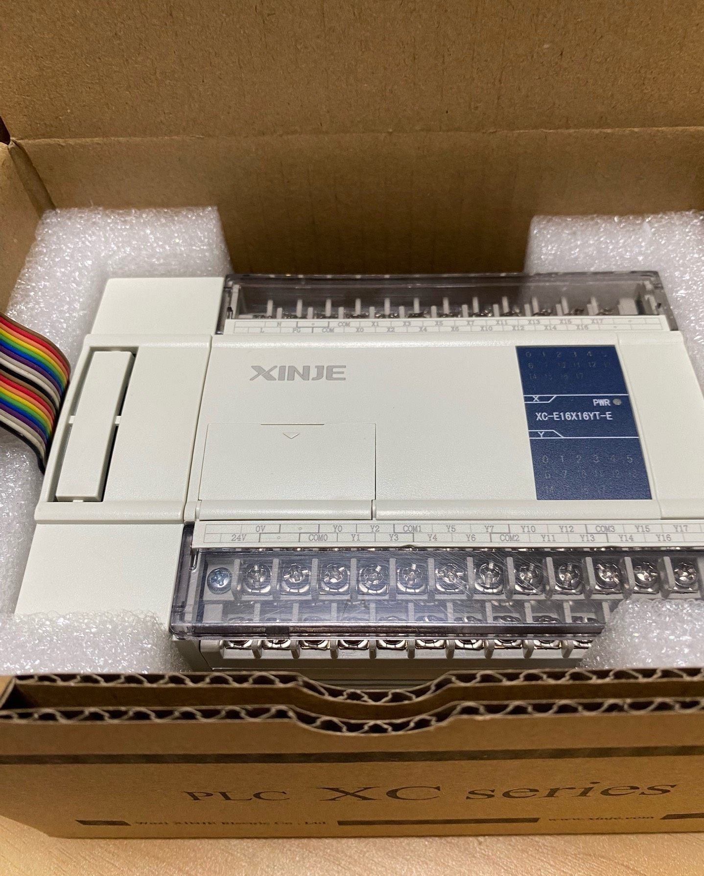 信捷PLC，XC-E16X16YT-E，99新，功能包好，实