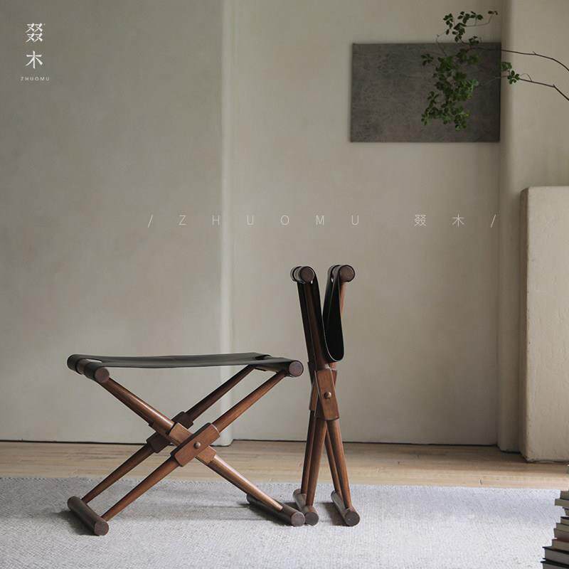 叕木 | 加大座面牛皮马扎实木质折叠板凳可携式家用真皮换鞋凳