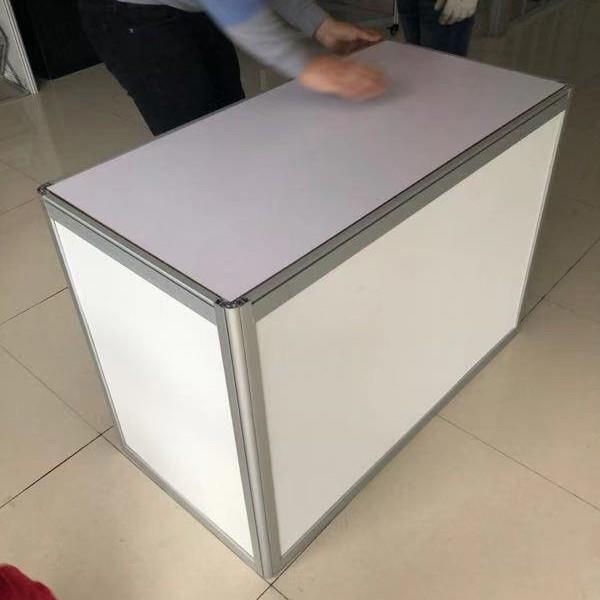 厂家会展前台桌标摊折叠桌展览折叠前台标准摊位桌子折叠款