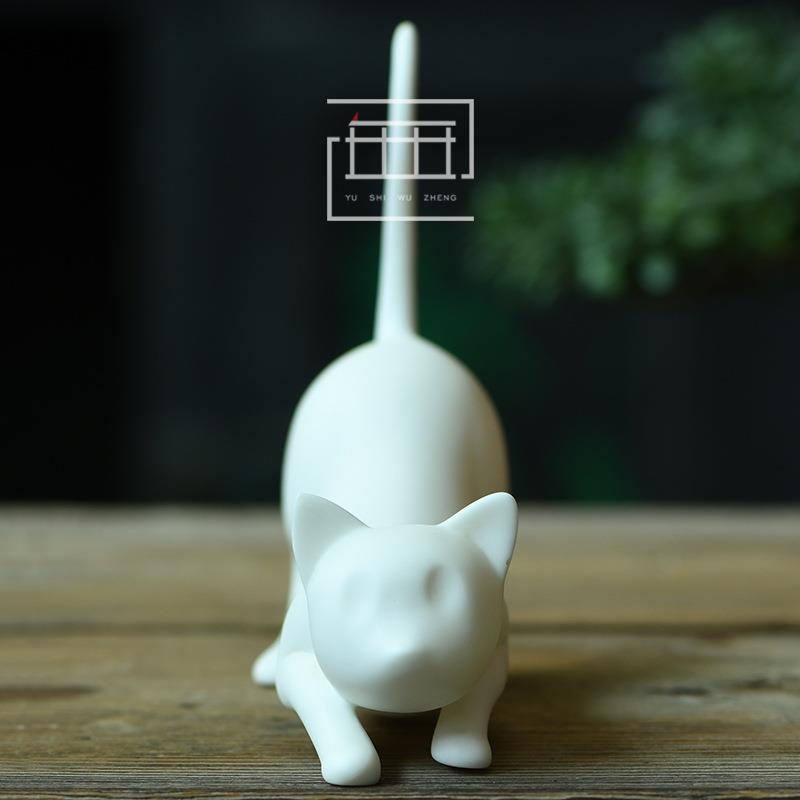 亚光釉摆白瓷小猫书件杂6618货店工艺家居柜用装饰摆设品创意车载
