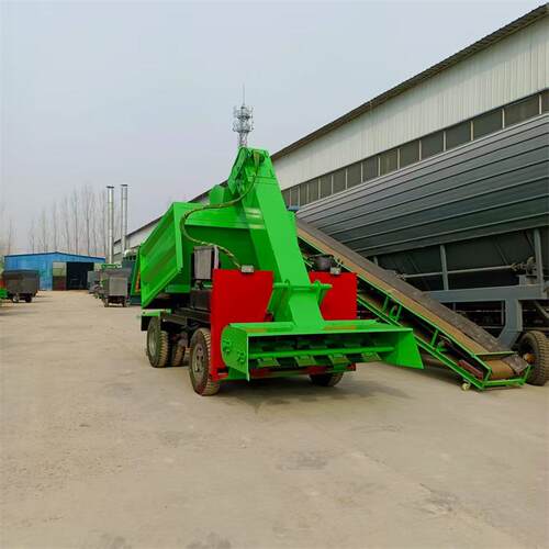 养牛动场 粪便AMX清理车稀粪污自除干粪车养殖户轻松清粪车