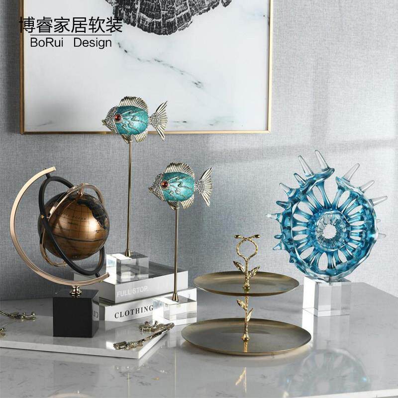 珐琅彩鱼摆件金属圆形双层托盘创意简约家居样板房桌面地球仪装饰