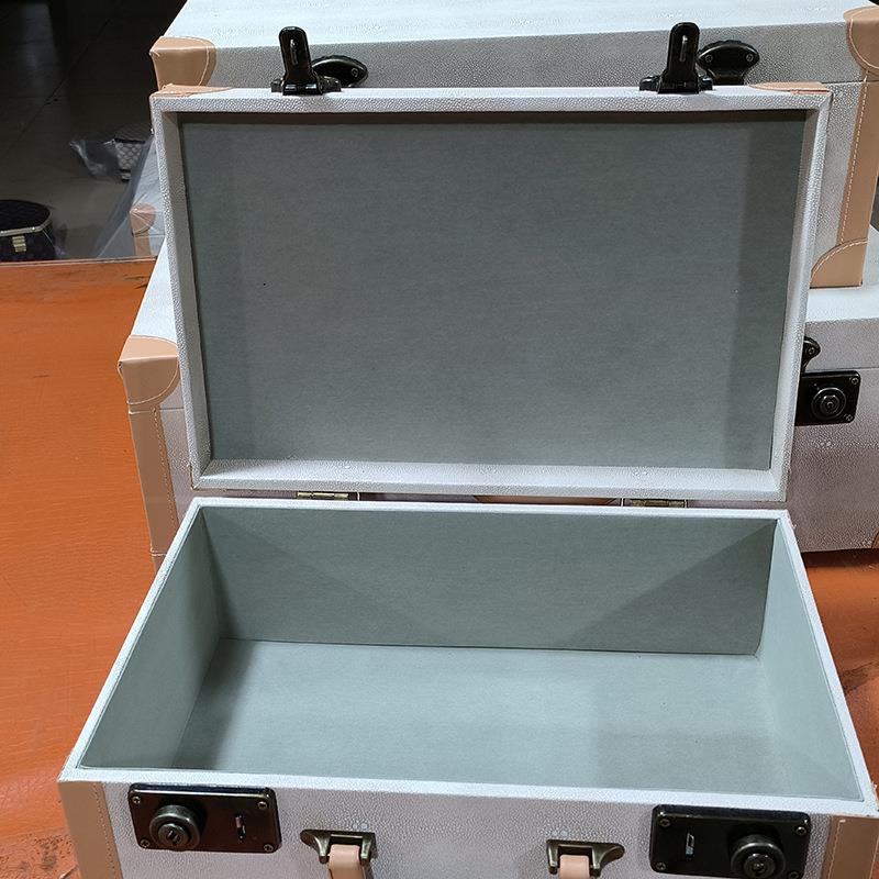 皮手提摆箱样板房衣帽间橱摄影陈列道具展示箱子创窗意件复古370