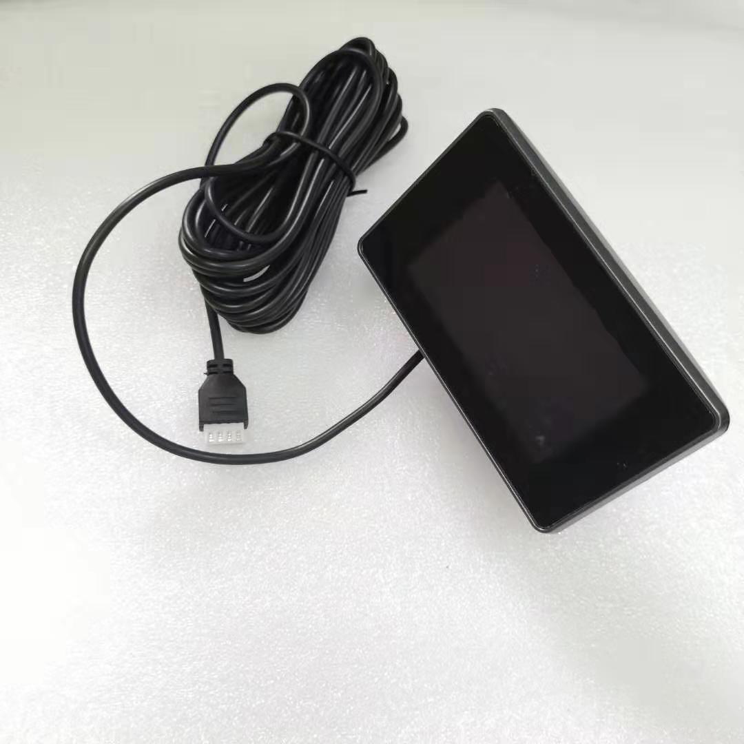 4探语音倒车雷达四方屏液晶显示器