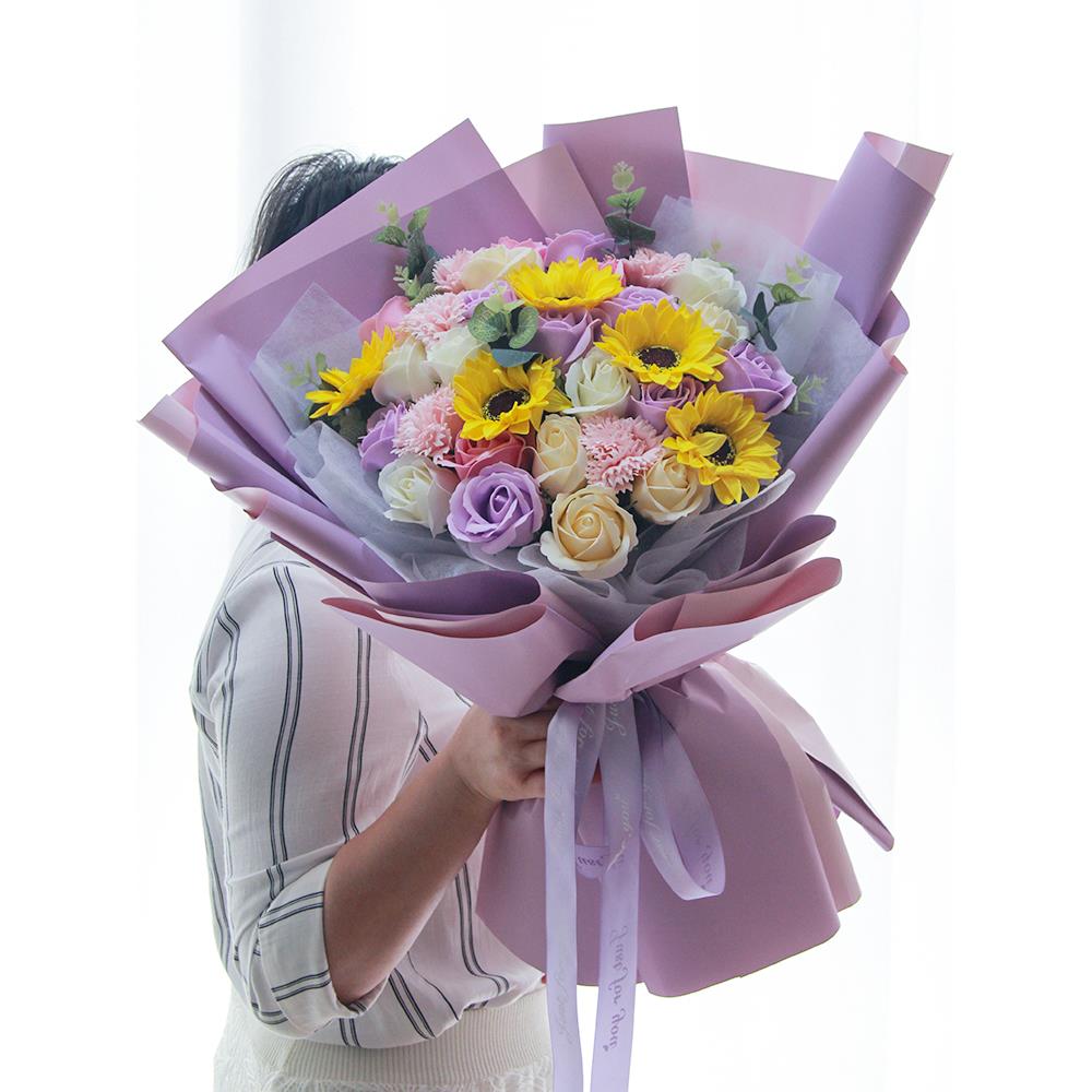 玫瑰永生花康乃馨向日葵彷真花成品花束送女友情人闺蜜生日毕业礼