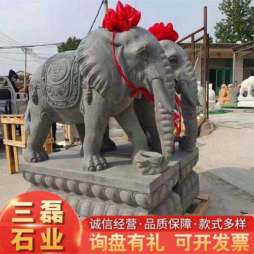 门前一对石雕狮子石雕动物公园景观石雕动物景观门前广场摆件