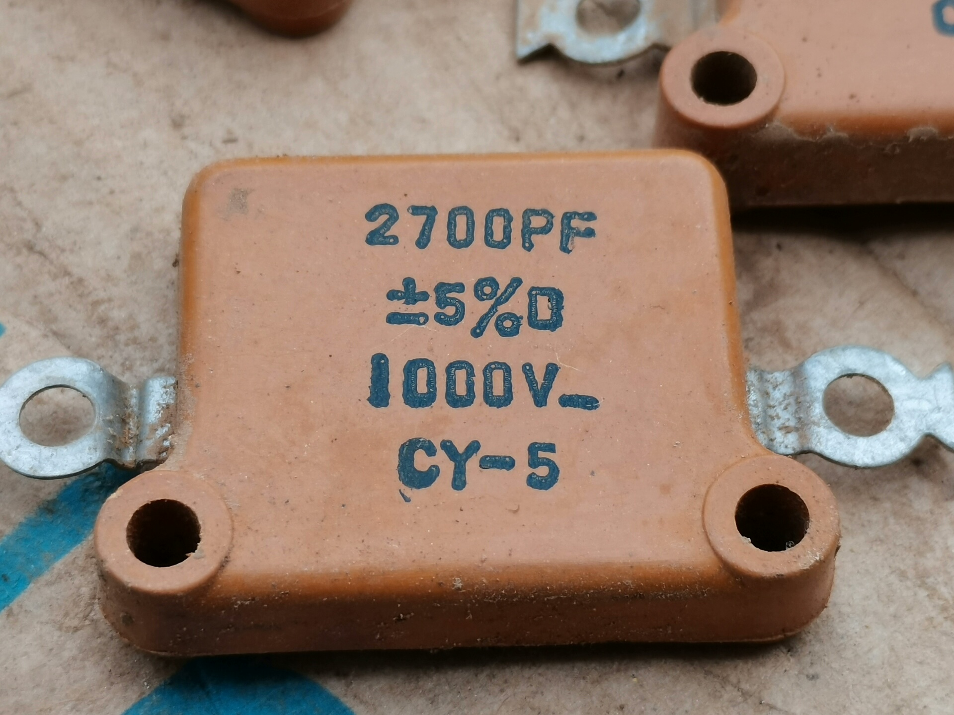 全新CY-5云母电容2700pf 1000V 数量43