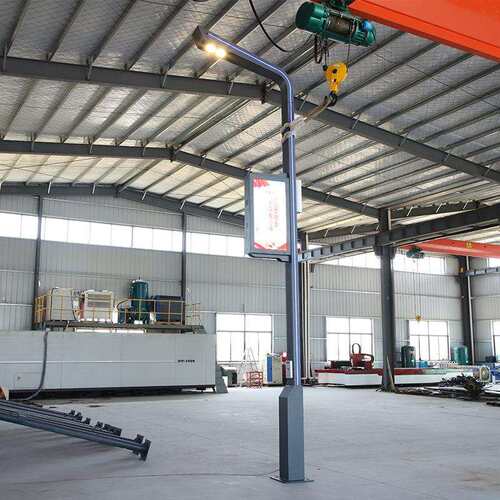 智慧路灯厂家 城市道路照明监控智能显示一体化路灯 LED智慧路灯