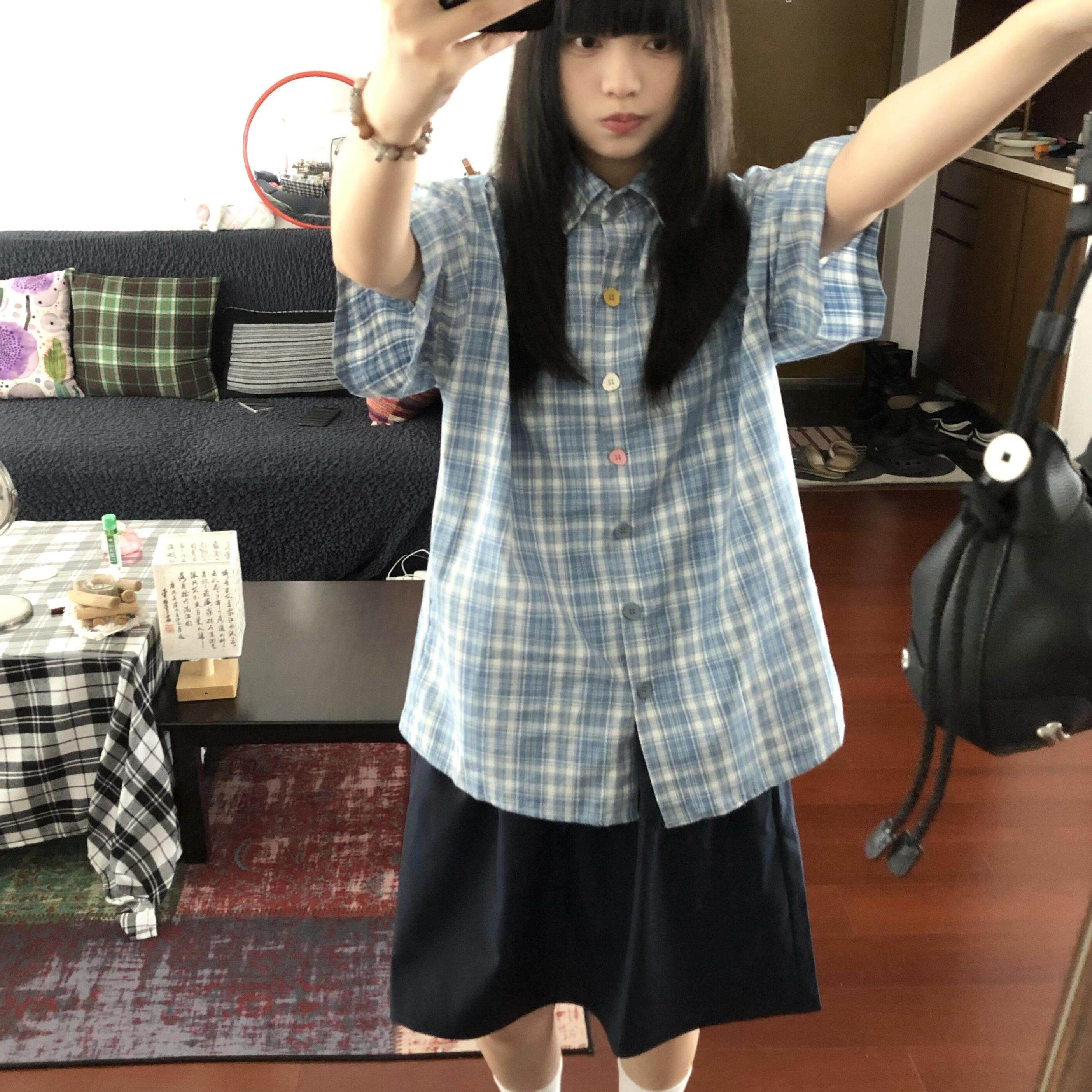 日系格子短袖衬衫女2026夏季新款蓝色翻领衬衣外套宽松休闲上衣潮