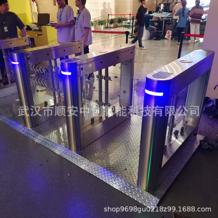 武汉工厂直销景区乐园防撞摆闸检票验票闸机票务系统扫码核销摆闸