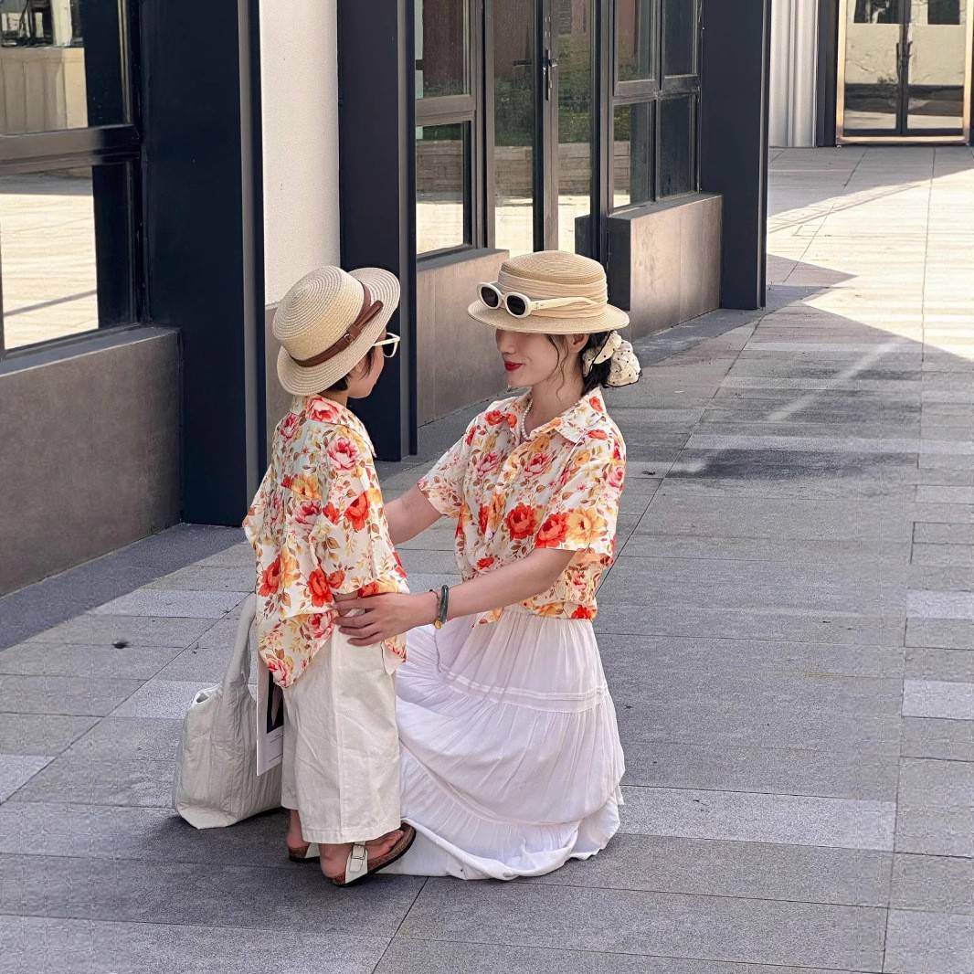 2026新款海边度假亲子装母子黄花瓷衬衫夏季一家三口母女蝴蝶结碎