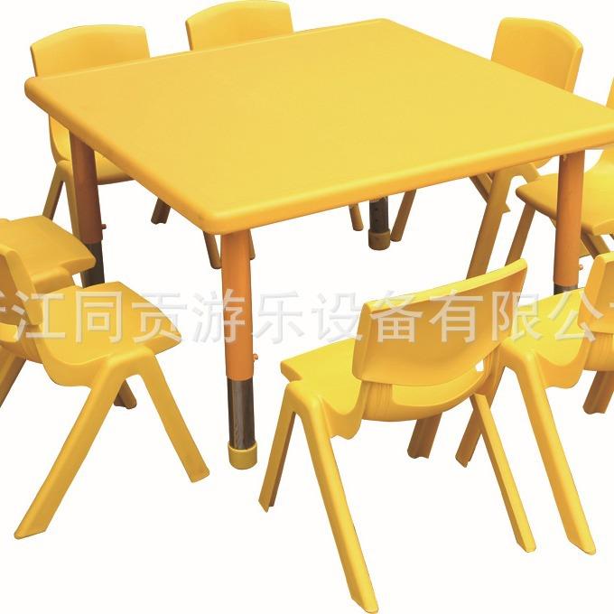 新款直销同贡幼儿园专用儿童塑料套装桌椅四人八人正方桌儿童学习