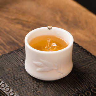 德化白瓷茶杯羊脂玉品茗杯小号竹叶荷叶功夫茶具主人杯陶瓷批发