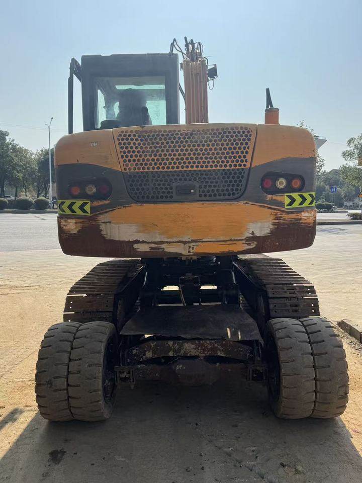 1月8日贺州犀牛85轮履两用挖掘机带夹子网络拍卖公告