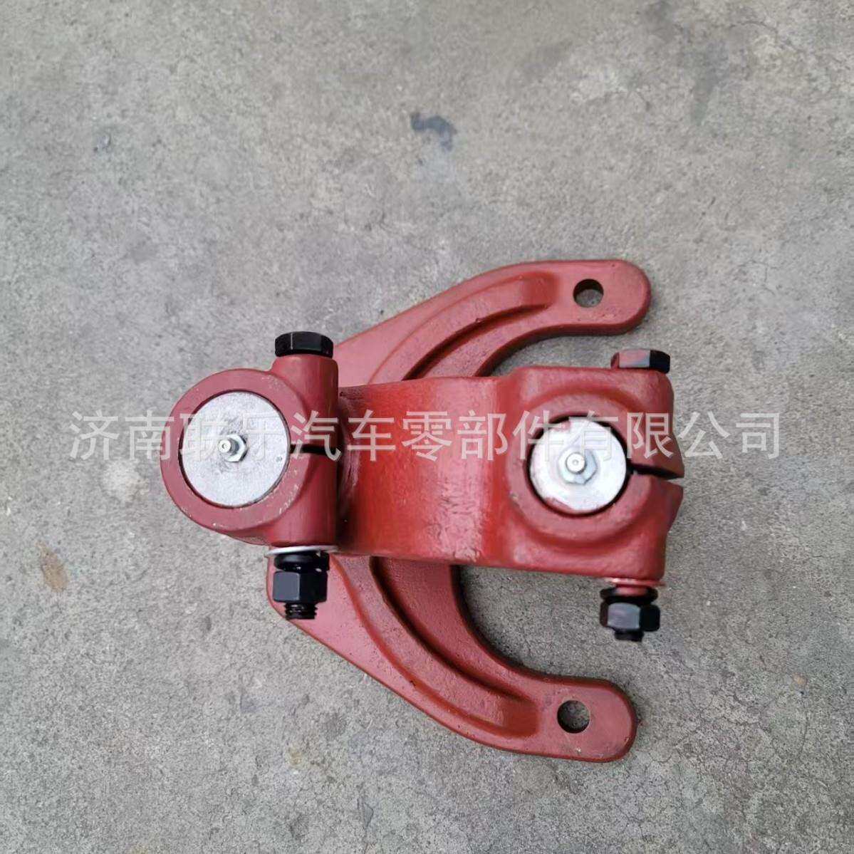 重型汽车配件大全 德国曼 后簧前支架 DAF81413090006现货直发