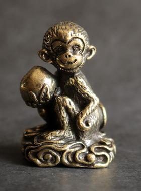 复古小铜器摆件纯黄铜生肖猴采桃家居桌面摆件茶宠装饰礼品工艺品