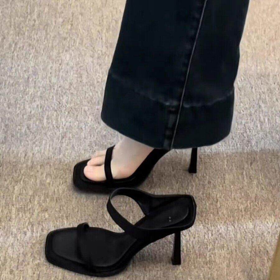 高级感黑色配裙子高跟凉鞋女夏季外穿银色网红显高一字带细跟凉拖