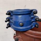 Pe球墨铸铁套筒带扣大 小头接头箍缩管修边机