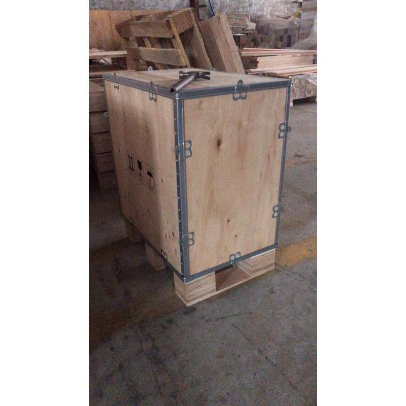 工厂加工定制木箱可拆卸式进叉出口钢带包边免熏蒸胶合板夹板箱