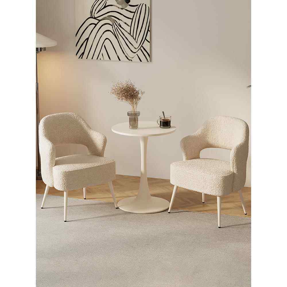 奶油白单人沙发椅子休闲桌椅套件卧室阳台酒店会客洽谈美甲书桌椅