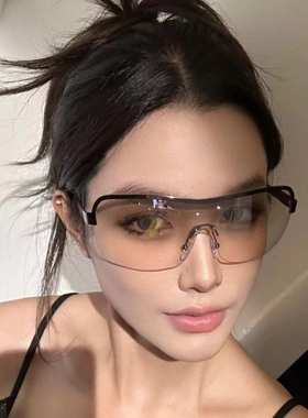 美式Y2K骑行眼镜夜骑太阳镜女网红街拍个性穿搭凹造型墨镜高级感