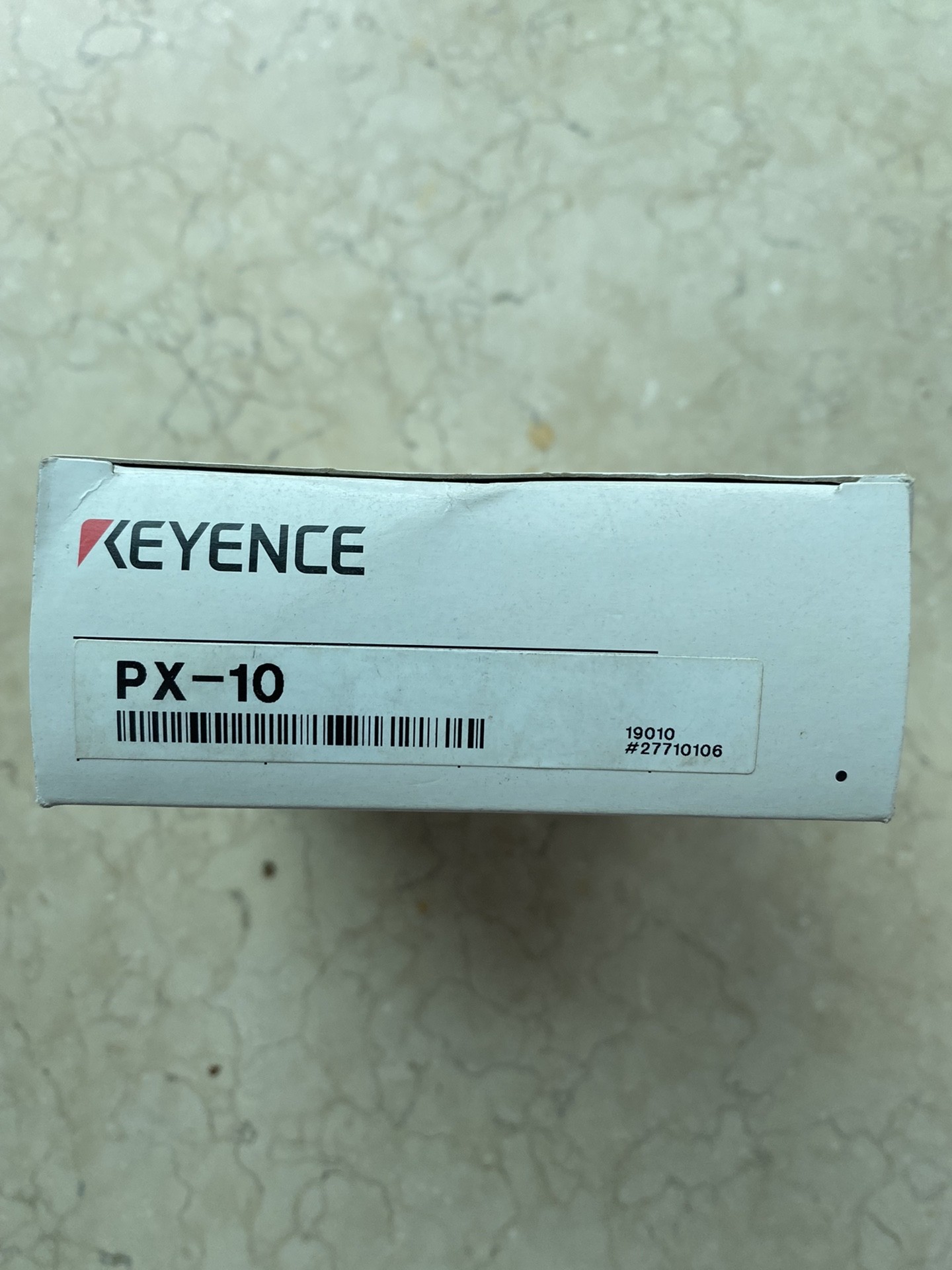 基恩士 光纤放大器 PX-10 全新原装 一个