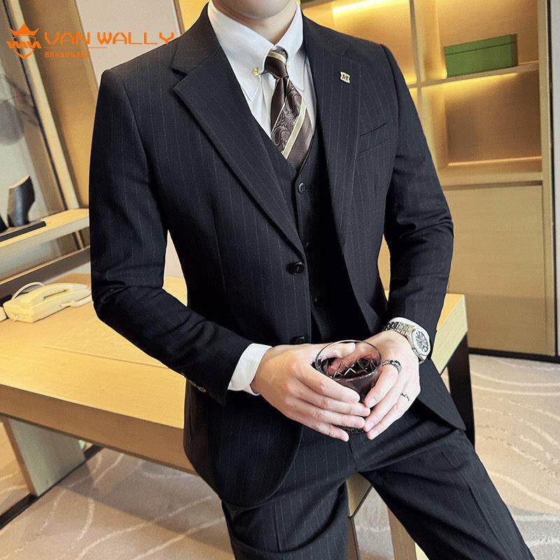 2025年新款男士西服套装大尺码宽松竖条纹休闲商务西装两粒扣西服