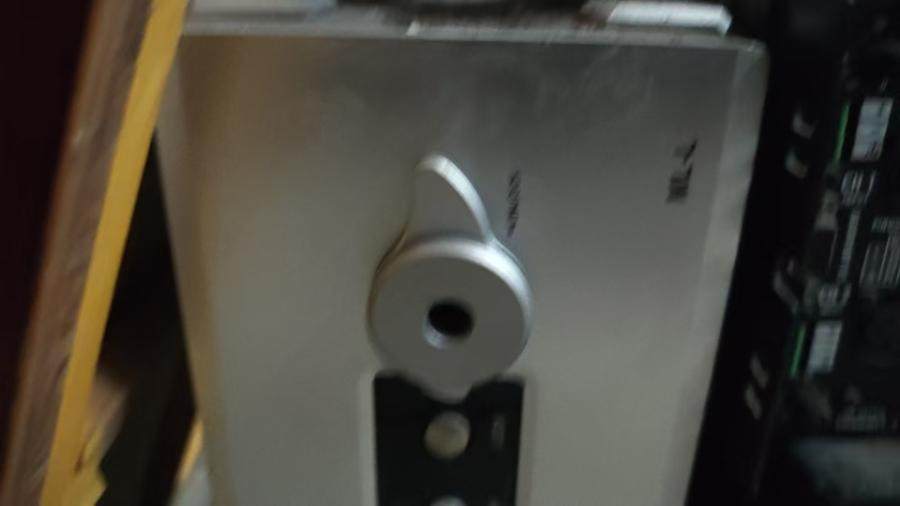 1月26日北京【京械520】单位淘汰报废处置冷光源一台网络拍卖公告