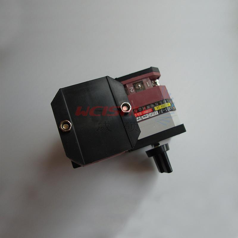 LW21-2-1B030M340 DC220V 2A沈阳东牧电器分闸合闸切换转换开关