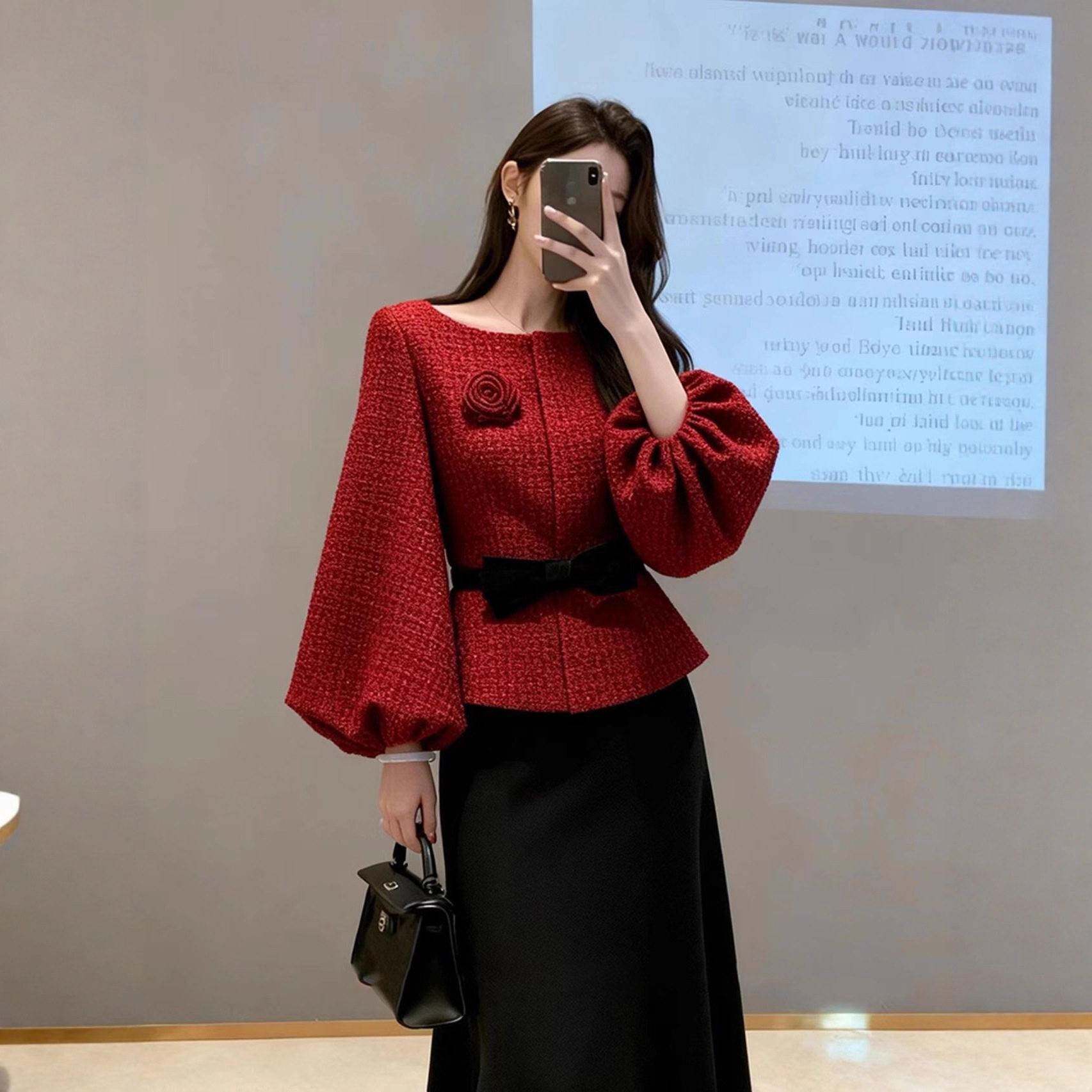 圣诞新年红色小香风外套女2026新款冬名媛气质端灯笼袖收腰上衣
