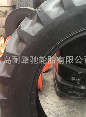 11-32 R-1人字花纹 拖拉机轮胎 可配钢圈