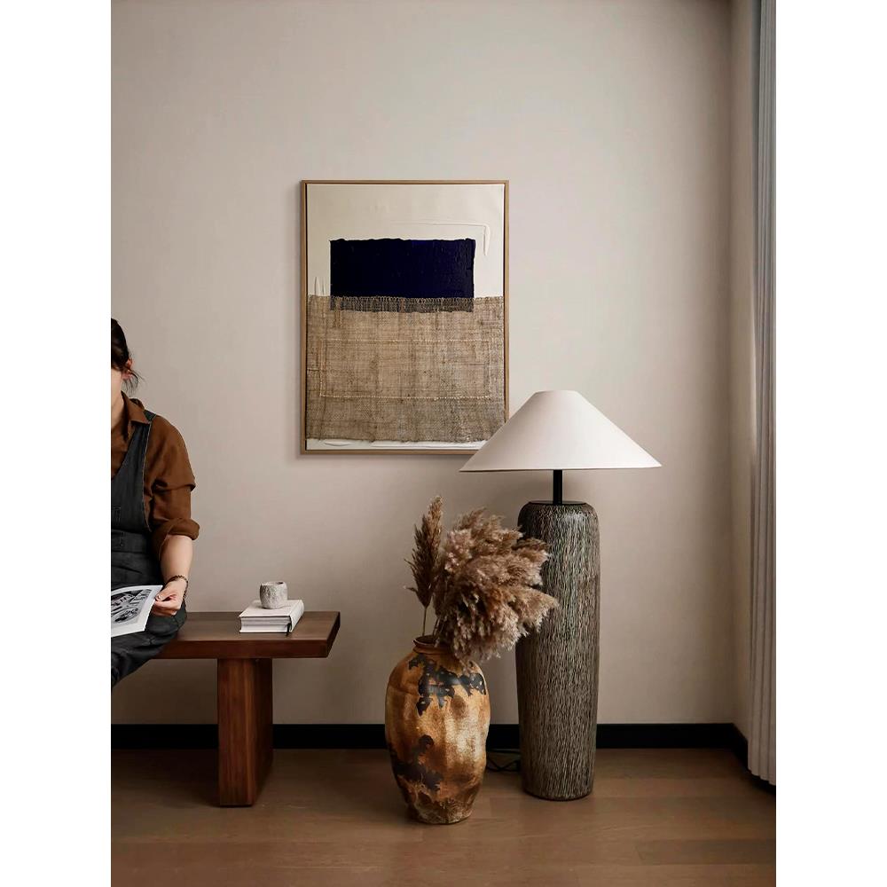 侘寂中古风客厅餐边柜装饰画高端布艺民宿床头墙饰挂画玄关复古风图片