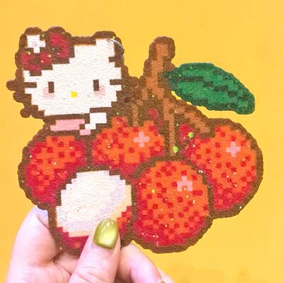 荔k枝itty拼豆成品钥匙扣 手工像素毛Hello猫挂件巾烫冰箱贴礼物