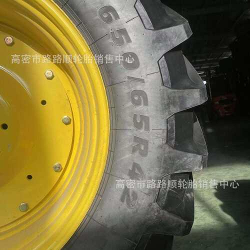 约翰迪尔6J2104雷沃2104加宽改装540/65R30 650/65R42钢丝轮胎