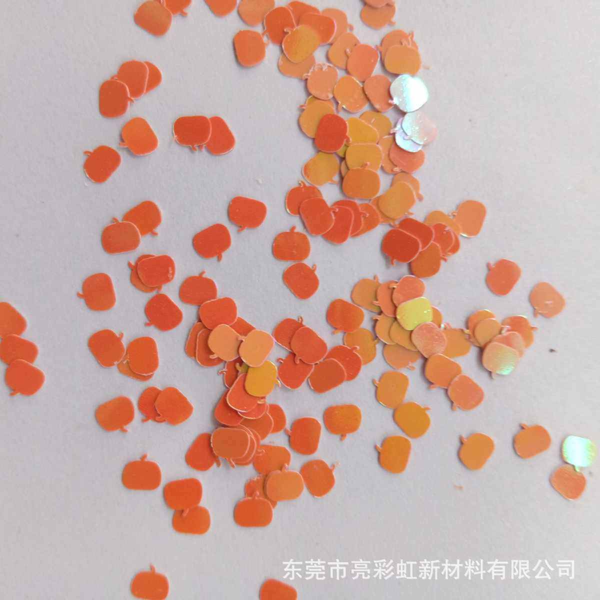 万圣节饰品装饰南瓜形亮片 5mm15mm幻彩橙红南瓜形亮片 流沙闪粉,工业油品/胶粘/化学/实验室用品,金葱粉,淘宝优惠券,粉丝福利购,淘宝优惠卷