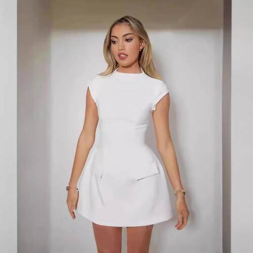 Women's pocket waist cinching dress 女装口袋收腰连衣裙