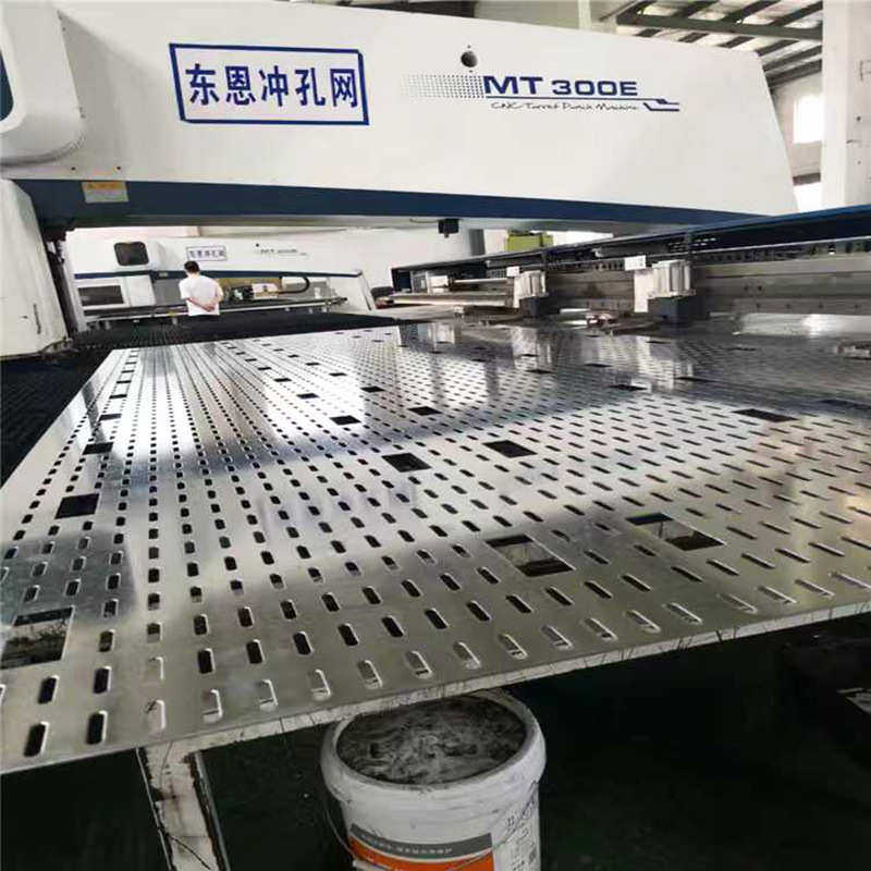 厂家直供金属冲孔网4S点外墙隔离装饰用不锈钢长腰椭圆型冲孔网,商业/办公家具,瓷砖展架/地板展架,淘宝优惠券,粉丝福利购,淘宝优惠卷