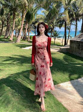 岛歌夫人度假红色印花吊带裙女夏季轻奢高级感长款包臀鱼尾连衣裙