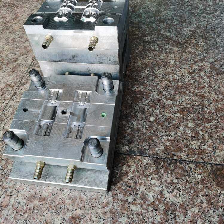 厂家加工生产PE软胶小模具TPE软胶产品注塑模具生产加工开发,餐饮具,一次性餐盒,淘宝优惠券,粉丝福利购,淘宝优惠卷