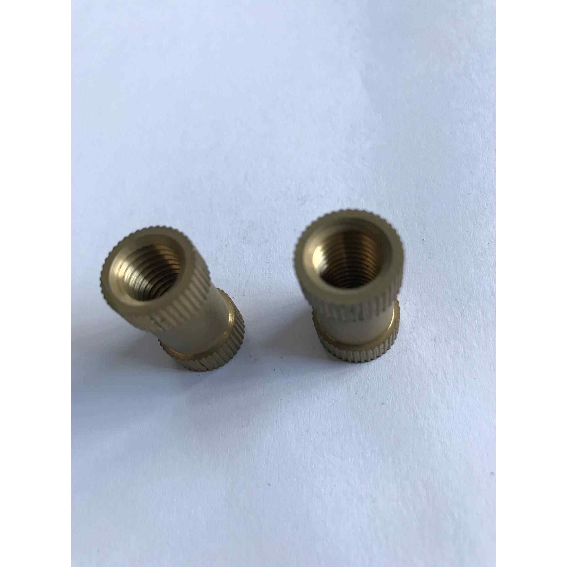 m4×10通孔双通铜嵌件注塑滚花铜螺母 厂价 铜卡件现货