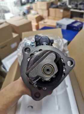 QDJ2910H起动机S00004889+01起动机马达上柴12V135起动机马达