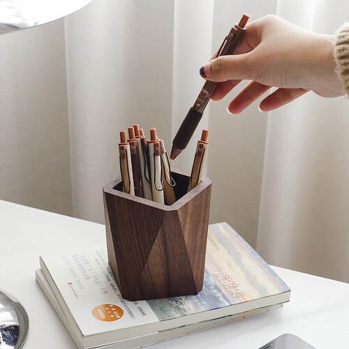 北美黑胡桃木笔筒桌面全实木收纳盒木质榫卯桌面收纳盒笔座其他