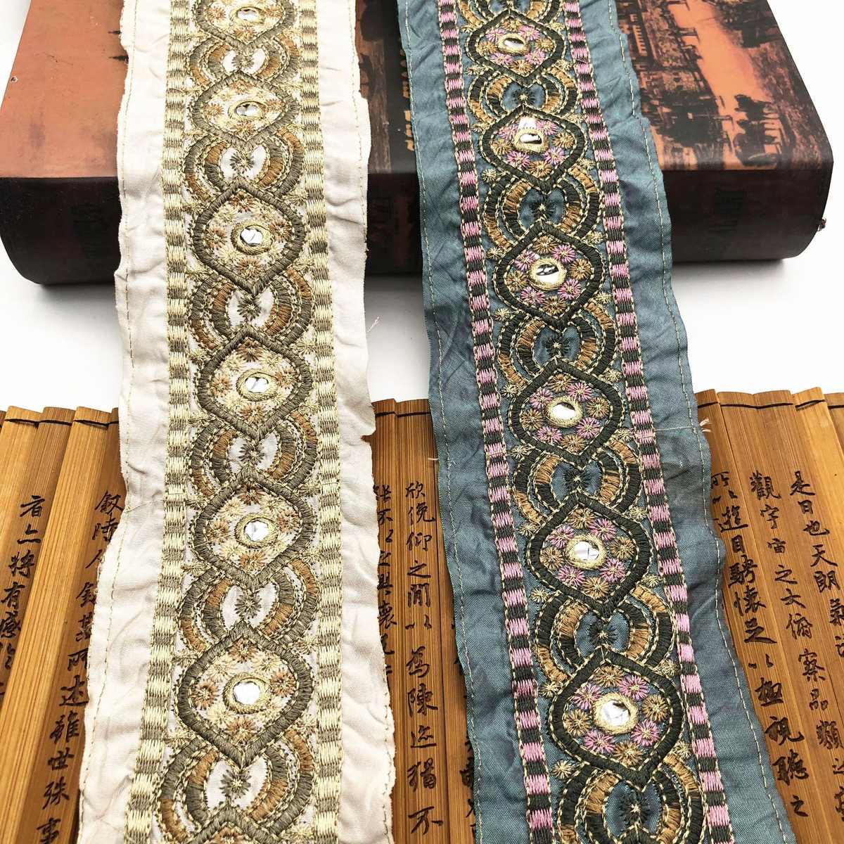 新款 彩色窗帘刺绣花边 民族复古花边 鞋材服装辅料 绣花厂家批发