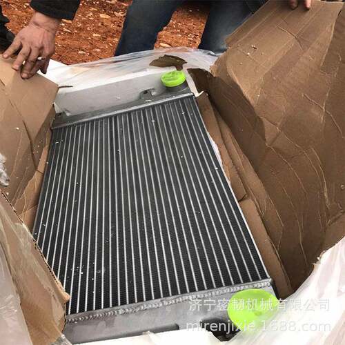 挖掘机全车配件PC200/PC300/PC400水箱中冷器总成20Y-03-41131