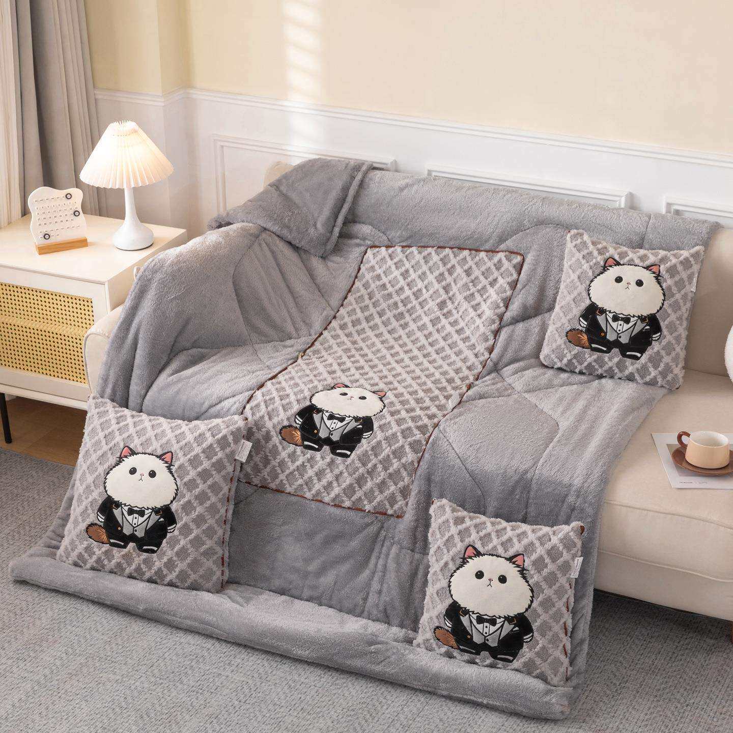 2026新款加厚抱枕被绅士猫多功能抱枕被子二合一睡觉两用被子